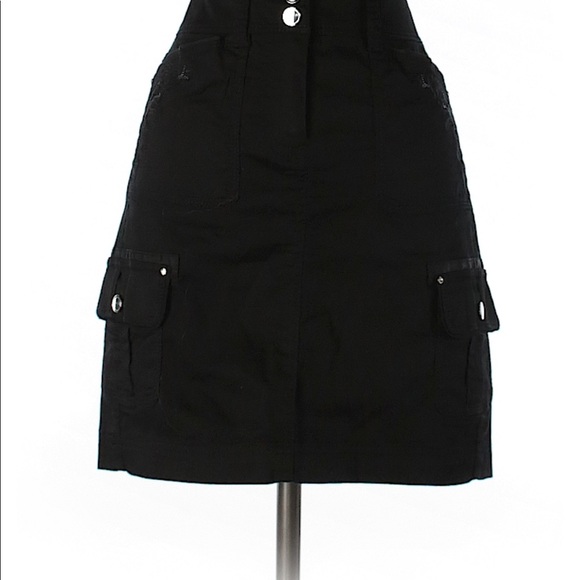 White House Black Market Dresses & Skirts - White House Black Market Mini Skirt Size 0 NWT
